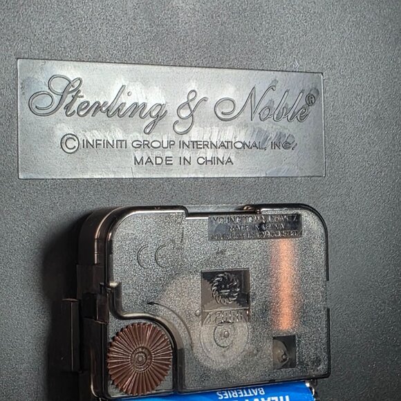 Sterling & Noble Large Wall Clock With Roman Numerals & Thermometer 13" Vintage - Picture 2 of 10